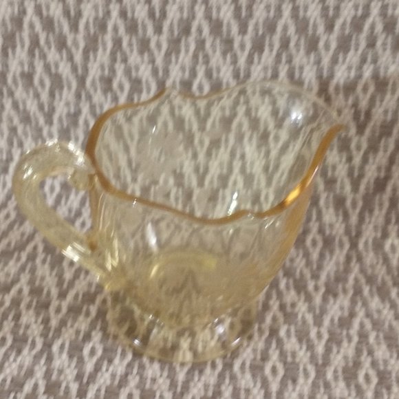 Lancaster Glass Yellow Jubilee Creamer - Picture 3 of 7